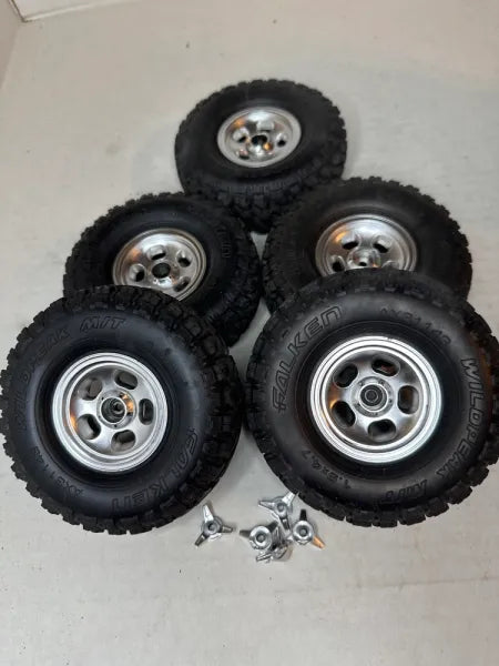 Axial SXC10.3 Bronco Wheels & Tires - 1.9/4.7 Plastic Beadlocks w/Falken Wildpeaks (5)