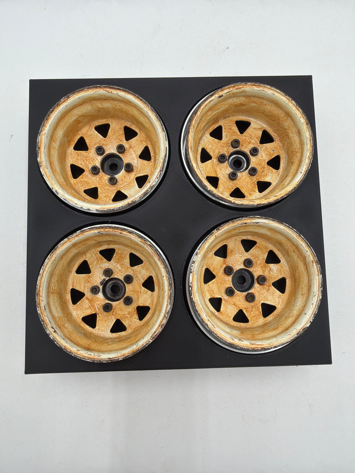 1.9 Deep Dish Wagon Wheels