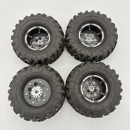 1.9 Carbon Fiber Faced Beadlocks w/Pitbull XORs 4.55