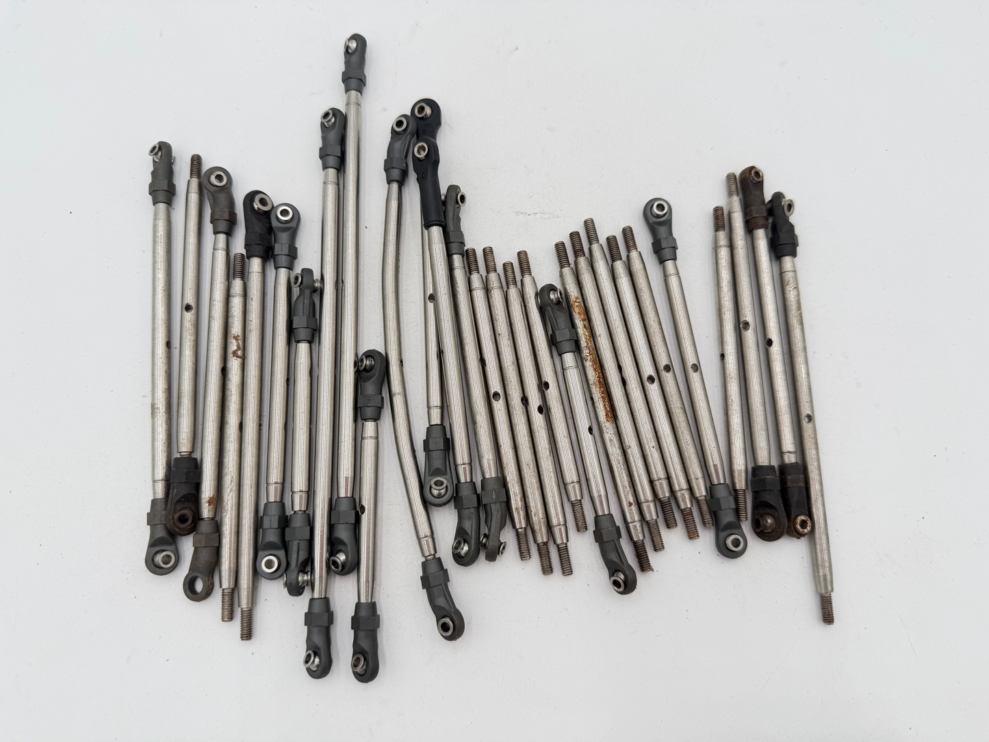 Axial Metal Link Lot