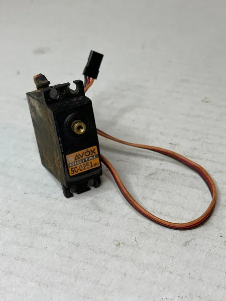 Savox SC-0251mg Servo