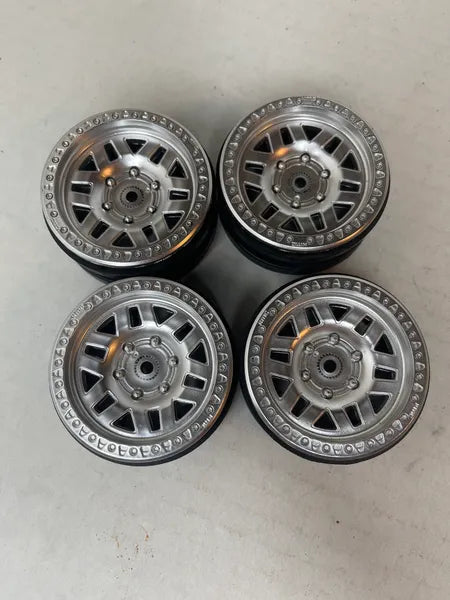 Axial 10.3 Plastic Beadlocks 1.9