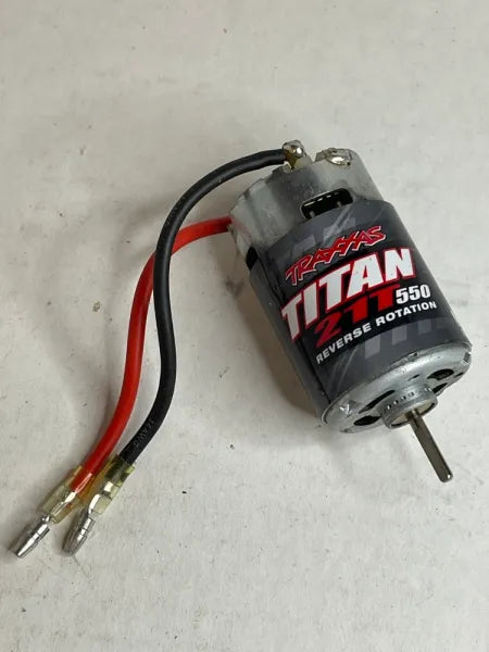Traxxas Titan 21T 550 can