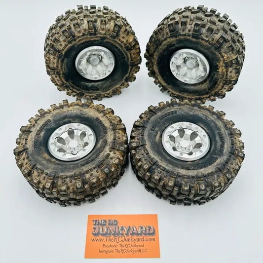 2.2 Aluminum Beadlocks w/5.9 Super Swamper TSL Boggers