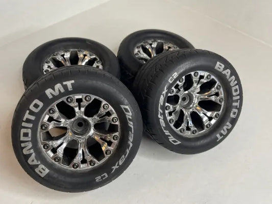 Duratrax 2.8 Bandito (not belted) 12mm hex