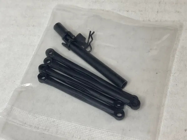 New SCX24 “Extras” Bag - Extra Links/Driveshaft Parts/Body Clip