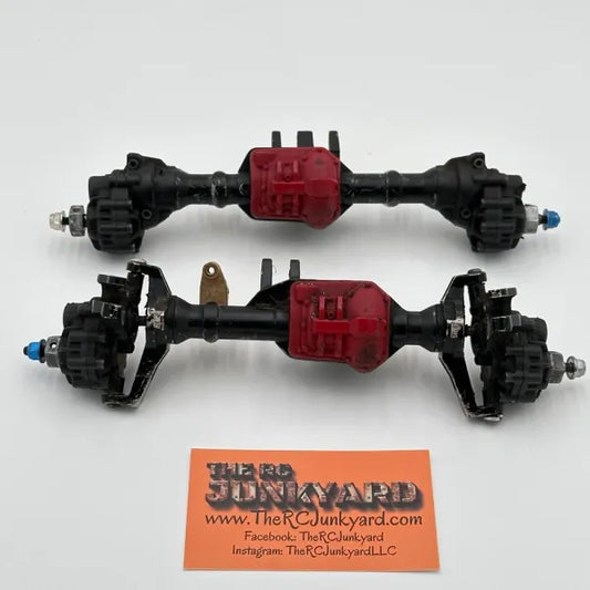 TRX4 Metal Axles w/Brass Link Mounts - Locked (Front axle has some play)