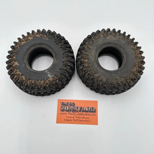 2.2/5.75 RC4WD Irok (pr) w/foams
