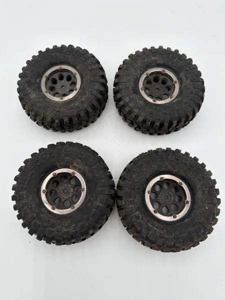 1.9 Plastic Beadlocks w/Metal Rings & 4.75 BFG Krawler TAs